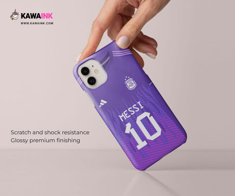 Messi in Argentina Away Kit (Phone Case) (iPhone/Samsung): Rep Messi in the Argentina away kit with this phone case! 